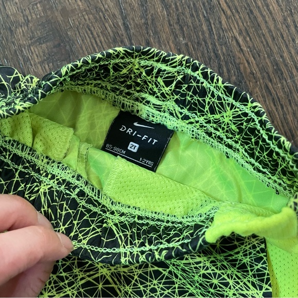 2 pairs of 2T Nike sport shorts - Picture 6 of 6